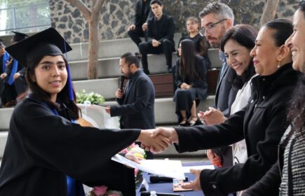 graduación secundaria- colegio Harvest 2025